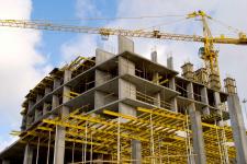 Odwrócony VAT może namieszać na rynku usług budowlanych