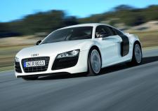 Audi R8 to "World Performance Car 2010"