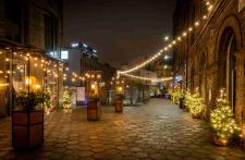 OFF CHARYTATYWNIE: Świąteczna budka dla Pani Uli i dobroczynne akcje w Spółdzielni OFF CHARYTATYWNIE: Świąteczna budka dla Pani Uli i dobroczynne akcje w Spółdzielni