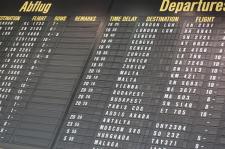 Opóźniony lub odwołany lot – jakie prawa przysługują podróżującym?