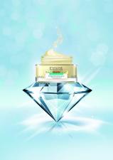 Luxury Profesjonalny krem + serum na twarz, szyję i dekolt Diamonds & Gold Eveline Cosmetics