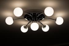 Gdzie warto kupować produkty oświetleniowe do mieszkania?