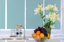 Zlewozmywak granitowy czy stalowy – który lepiej sprawdzi się w Twojej kuchni?