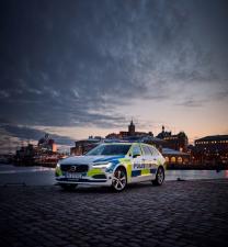 Szwedzka policja używa nowych Volvo V90 jako radiowozów