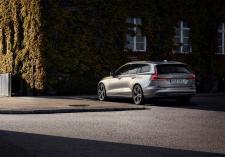 Rodzinne i wszechstronne kombi – oto nowe Volvo V60