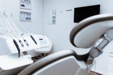Jakie usługi świadczy przychodnia stomatologiczna?
