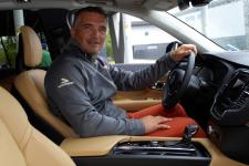 Kapitan Zbigniew Gutkowski odebrał nowe Volvo XC90
