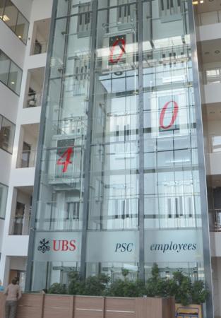400 pracowników UBS
