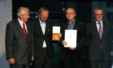 Złoty Medal Targów Meble 2009 dla kolekcji Rafael marki Klose