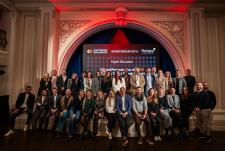 Doświadczenie ważniejsze niż dyplomy, wynika z badań SOFTSWISS i Pentasia