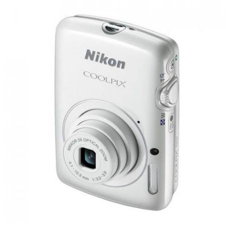 Nikon Coolpix S01