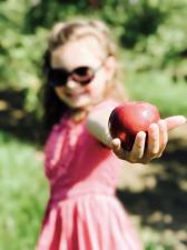 Jak przekonać dzieci do warzyw i owoców?