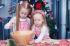 Mali pomocnicy Świętego Mikołaja, czyli jak dzieci pomagają w świątecznych przygotowaniach