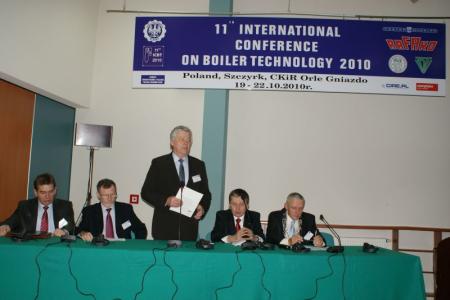 W konferencji uczetsniczyło ponad 500 przedstawicieli nauki i przemysłu.