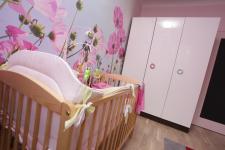 Czym bezpiecznie pomalować pokój niemowlaka?
