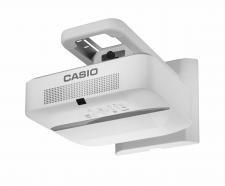 Ultra krótkoogniskowe projektory od CASIO