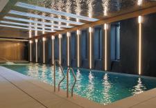 20-metrowy basen w sercu Villi Bogoria. Prywatna strefa wellness niemal gotowa