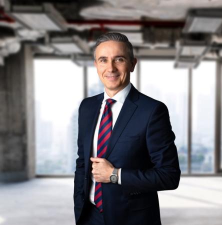 Krzysztof Szargawiński Avison Young