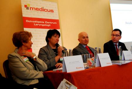 (od lewej) prof. Lucyna Pośpiech, dr Małgorzata Czyżewska, prof. Jerzy Pośpiech, dr Maciej Mazur