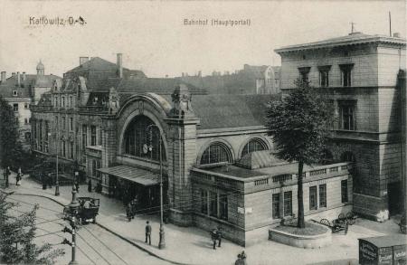 Katowice dworzec kolejowy, pocztówka z 1930 roku, ze zbiorów Muzeum Śląskiego w Katowicach