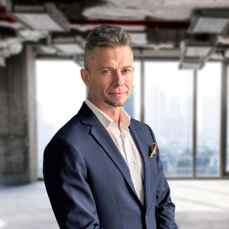 Łukasz Ciepły Avison Young