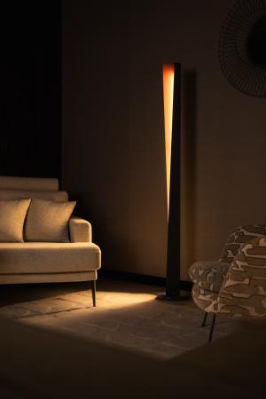 Lampy illu w salonach Bizzaro_materiały prasowe