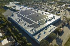 Credit Agricole finansuje farmy fotowoltaiczne sieci Auchan