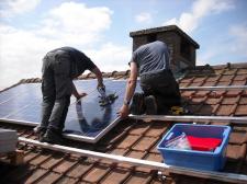 Montaż paneli fotowoltaicznych nie tylko na dachu