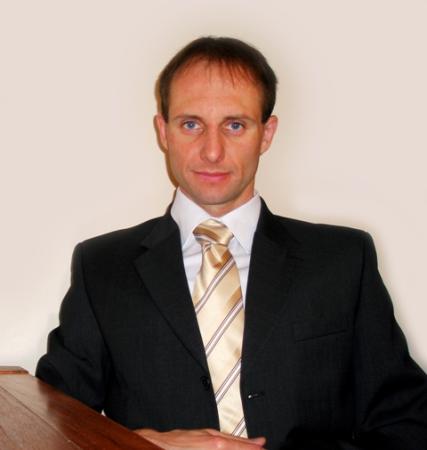 Piotr Piechota, Dyrektor Operacyjny na Polskę i Europę Środkowo-Wschodnią.