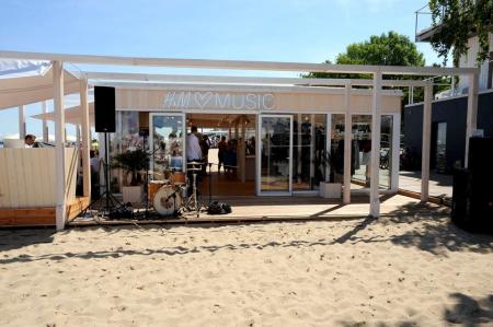 Pop-up store H&M Sopot 2013