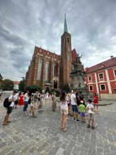 Międzynarodowa firma z branży IT SOFTSWISS prowadzi we Wrocławiu wycieczki dla wspólnoty IT