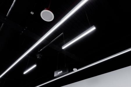 Salon Free Look we wrocławskim CH Marino z innowacyjnymi lampami od Lena Lighting_materiały prasowe