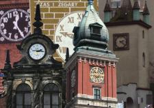 Zegary wieżowe w Polsce