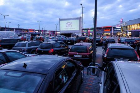 Letnie kino samochodowe w Gliwicach