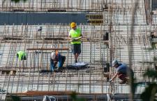 Jak wygląda projektowanie i montaż instalacji elektrycznych w domu jednorodzinnym?
