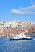 Santorini - trzęsienie ziemi wywołuje panikę i ewakuację