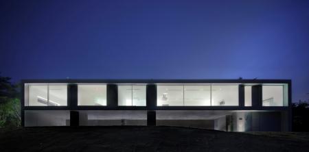 M Residence, projekt pracownia architektoniczna Shinichi Ogawa & Associates