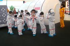 Interaktywna wystawa "Dzieciaki na księżycu"