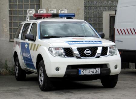 NISSAN PATHFINDER HU