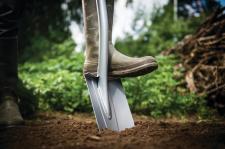 Przekopywanie gleby – jesienne prace w ogrodzie z Fiskars