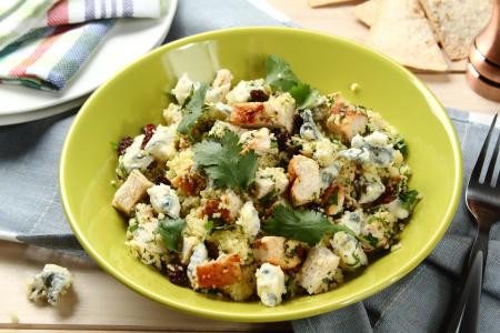 Knorr_Salatka_z_kasza_kuskus_pikantnym_kurczakiem