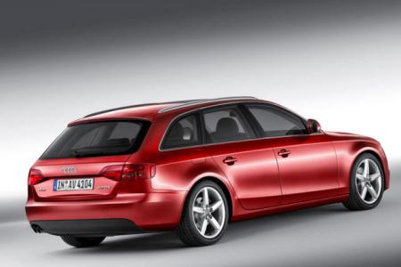 Nowe Audi A4 Avant tył