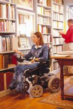 Elektryczny wózek dla osoby z niepełnosprawnością – jaki wybrać?