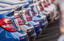 Polacy sprowadzają coraz więcej po kolizjach i wypadkach aut