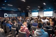 Drutex wspiera rozwój studentów