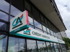 Credit Agricole rozwija sieć placówek bezgotówkowych