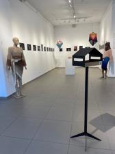 Lena Lighting i sztuka „po godzinach” – wernisaż pracowników marki w Galerii Średzkiej