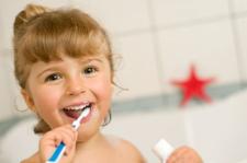 Jak przygotować dziecko do pierwszej wizyty u dentysty? Poradnik dla rodziców