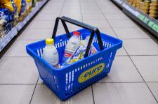 Manualne przyjmowanie butelek czy automaty RVM. Które rozwiązanie sprawdzi się w praktyce?