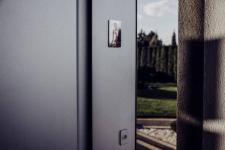 NOWY WARIANT DRZWI PANELOWYCH: ALURON AS 75P UNITY